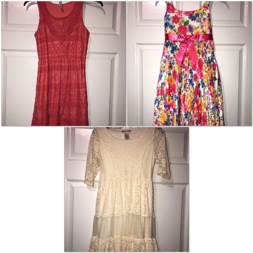 Girls dresses (Large)